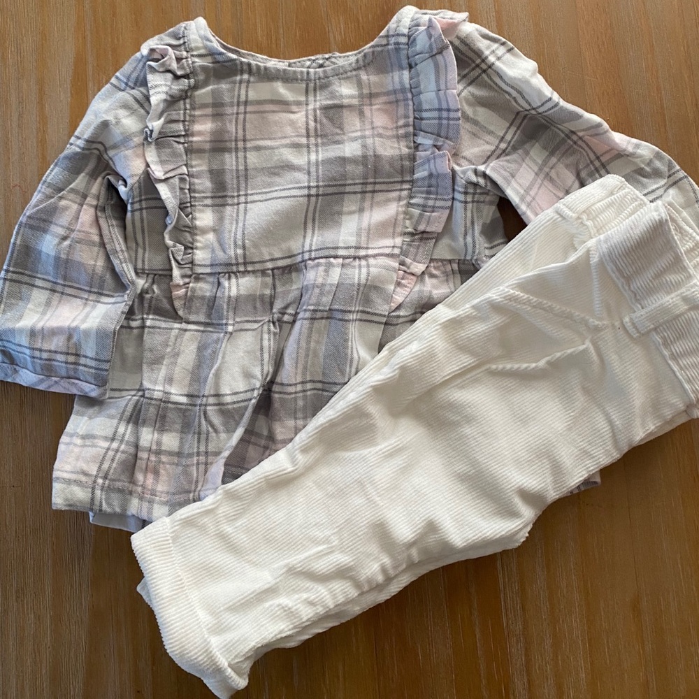 💚 3/$25 Carter’s NWOT plaid top & corduroy pants